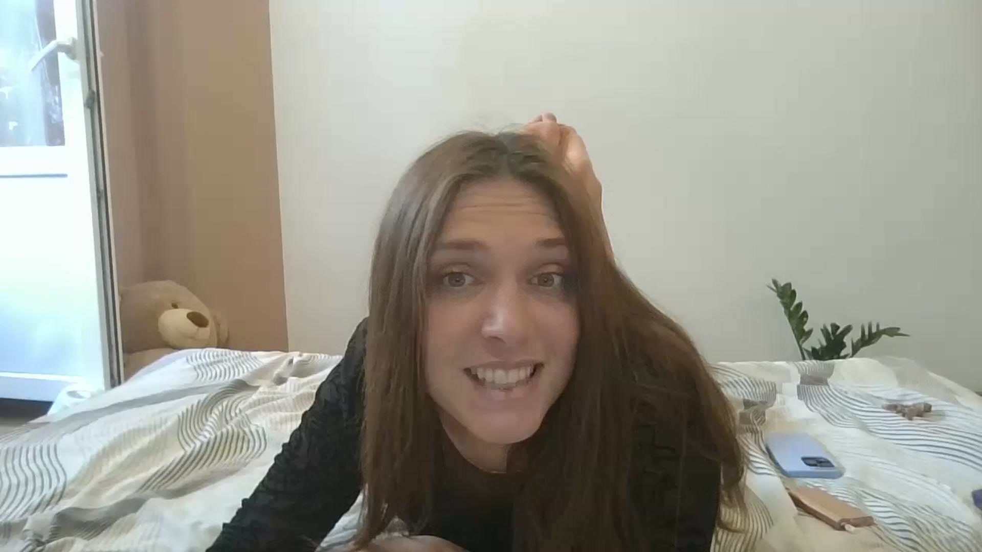 Gallery image thumbnail from HaleyReed's myfreecams stream on, 08/07/2024, 12:08 image 10 of 20