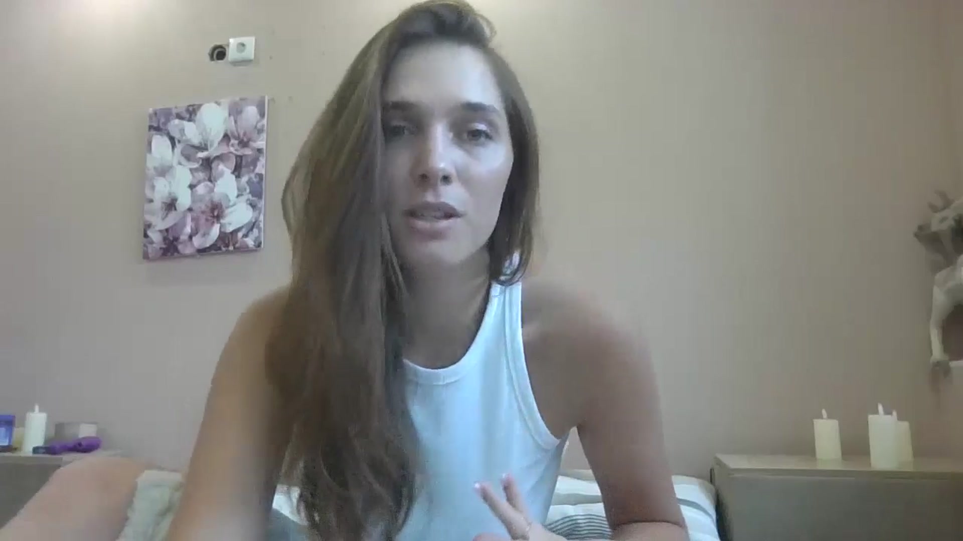 Gallery image thumbnail from HaleyReed's myfreecams stream on, 08/07/2024, 13:18 image 19 of 20