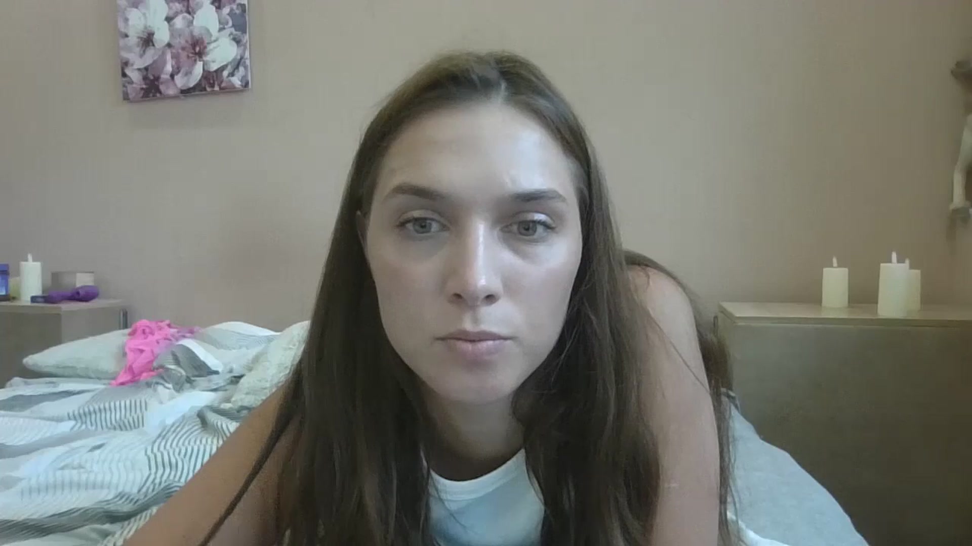 Gallery image thumbnail from HaleyReed's myfreecams stream on, 08/07/2024, 13:18 image 6 of 20