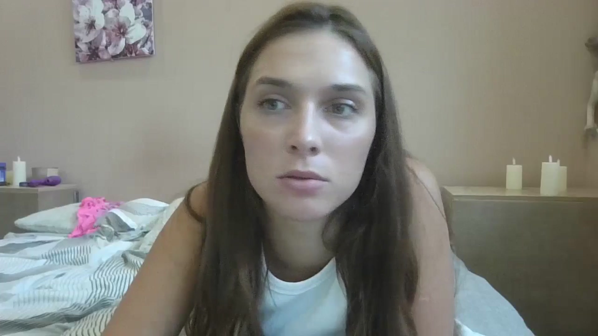 Gallery image thumbnail from HaleyReed's myfreecams stream on, 08/07/2024, 13:18 image 7 of 20