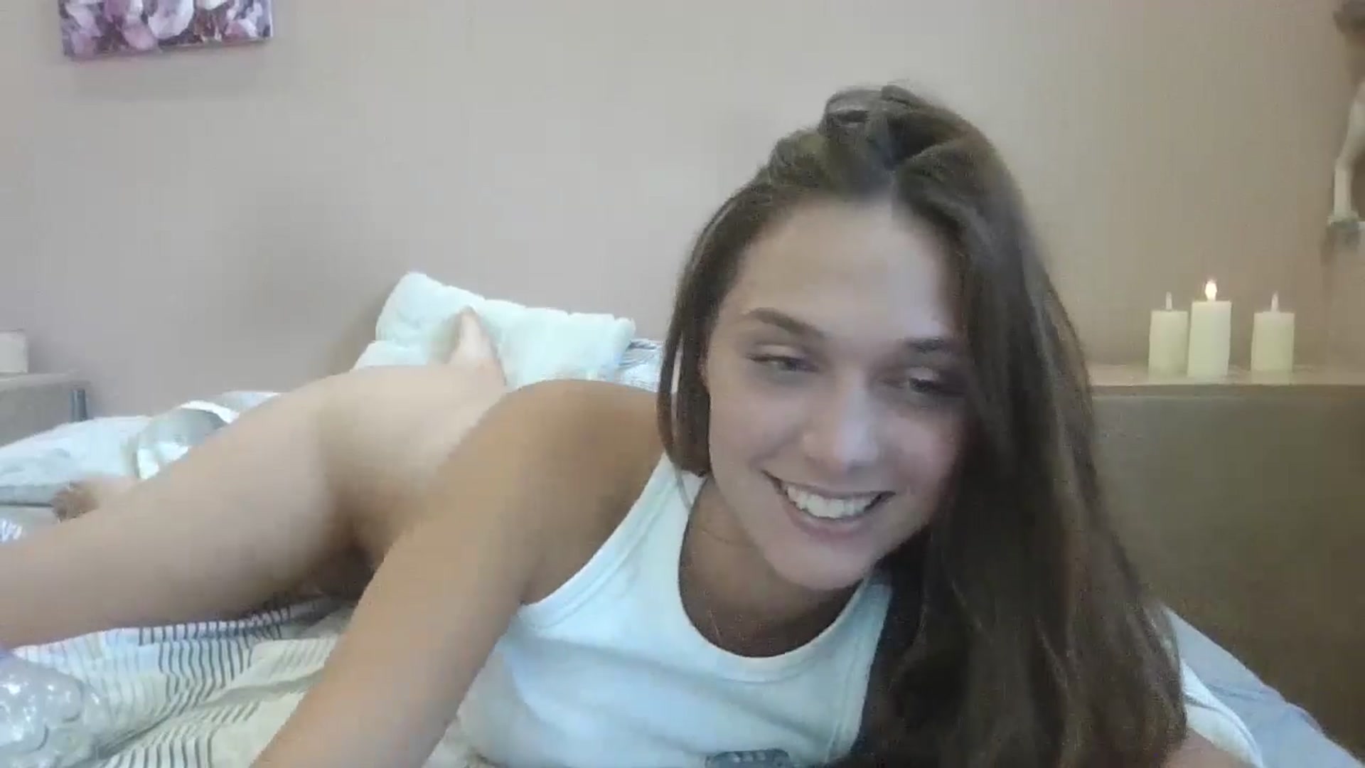 Gallery image thumbnail from HaleyReed's myfreecams stream on, 08/07/2024, 14:42 image 7 of 20