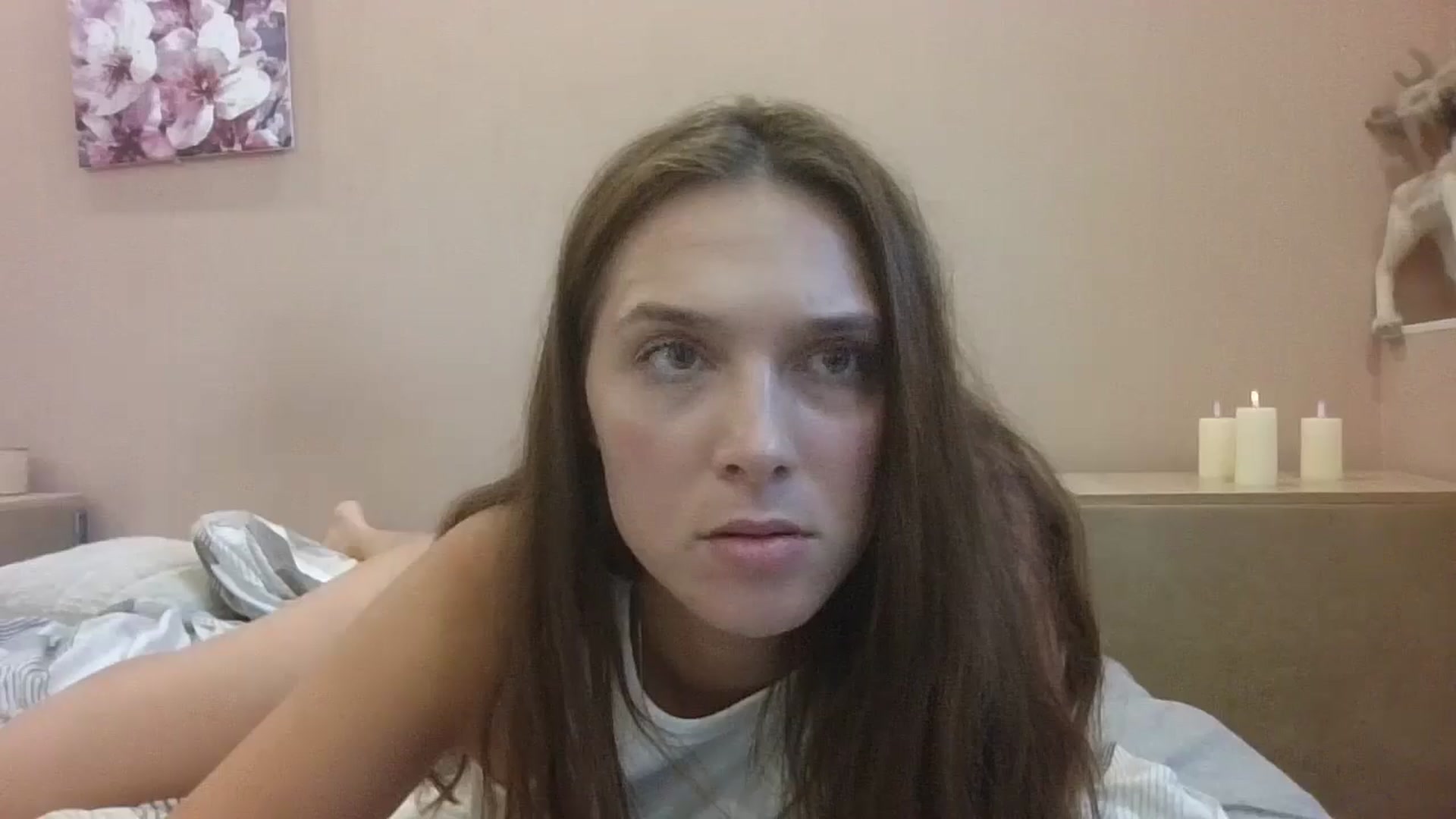 Gallery image thumbnail from HaleyReed's myfreecams stream on, 08/07/2024, 16:40 image 18 of 20