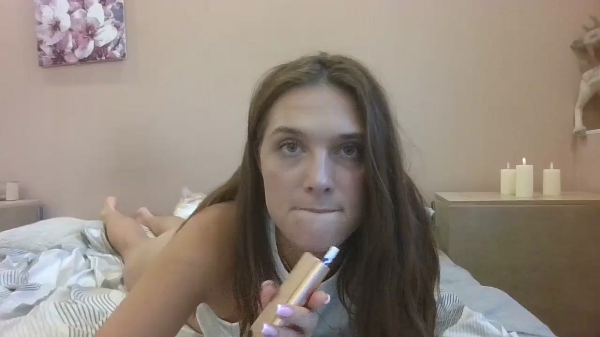 Gallery image thumbnail from HaleyReed's myfreecams stream on, 08/07/2024, 16:40 image 12 of 20