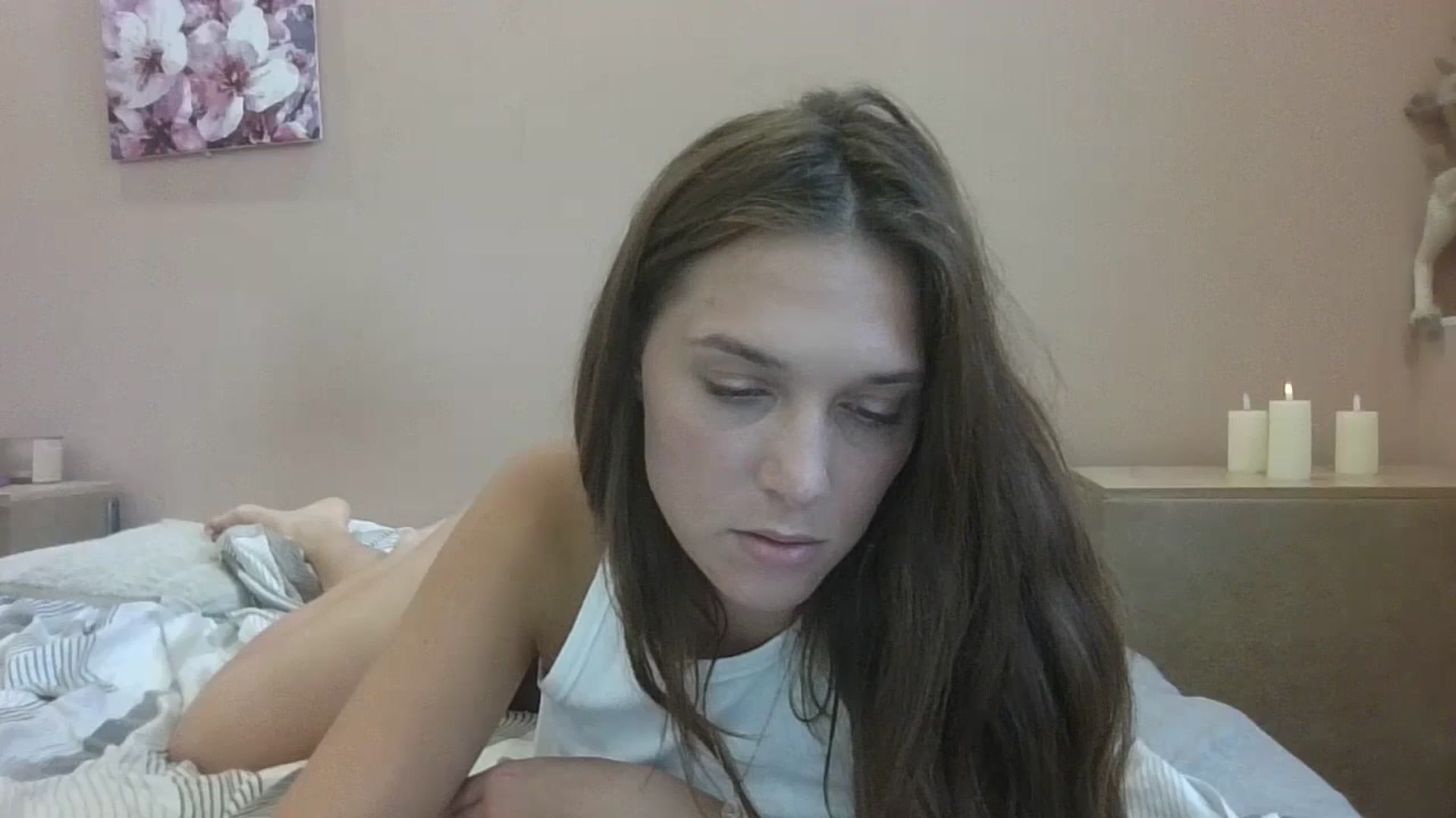 Gallery image thumbnail from HaleyReed's myfreecams stream on, 08/07/2024, 16:40 image 7 of 20