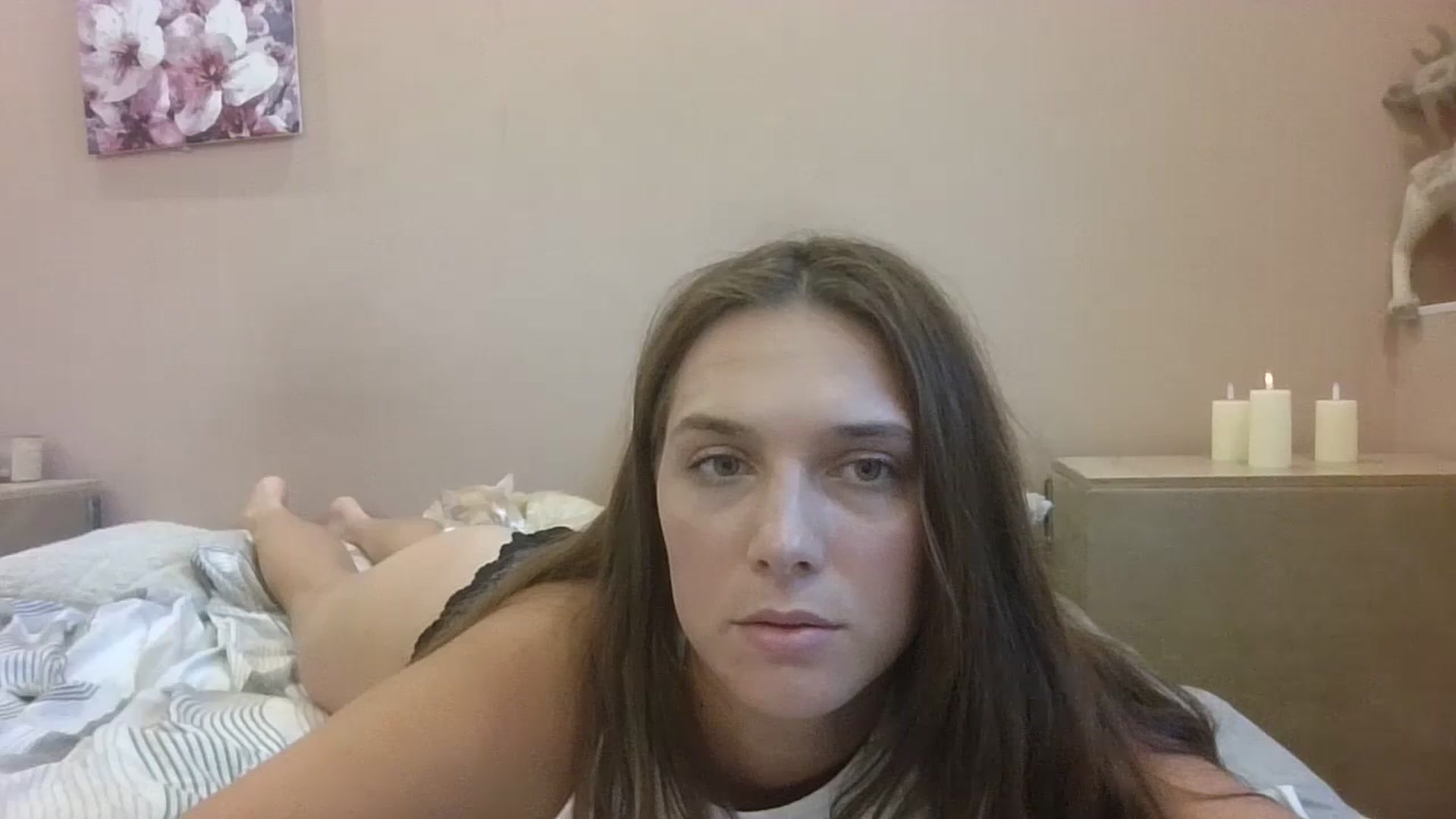 Gallery image thumbnail from HaleyReed's myfreecams stream on, 08/07/2024, 16:40 image 13 of 20