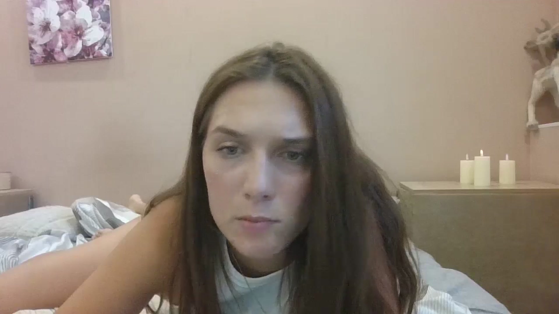 Gallery image thumbnail from HaleyReed's myfreecams stream on, 08/07/2024, 16:40 image 19 of 20