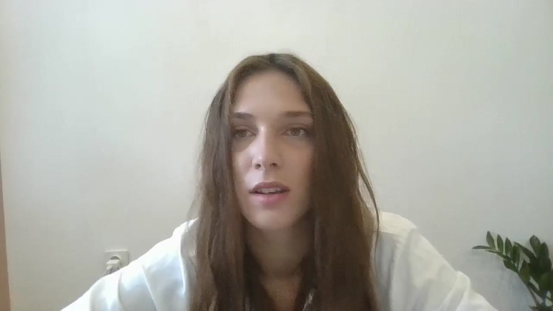 Gallery image thumbnail from HaleyReed's myfreecams stream on, 08/08/2024, 09:00 image 9 of 20