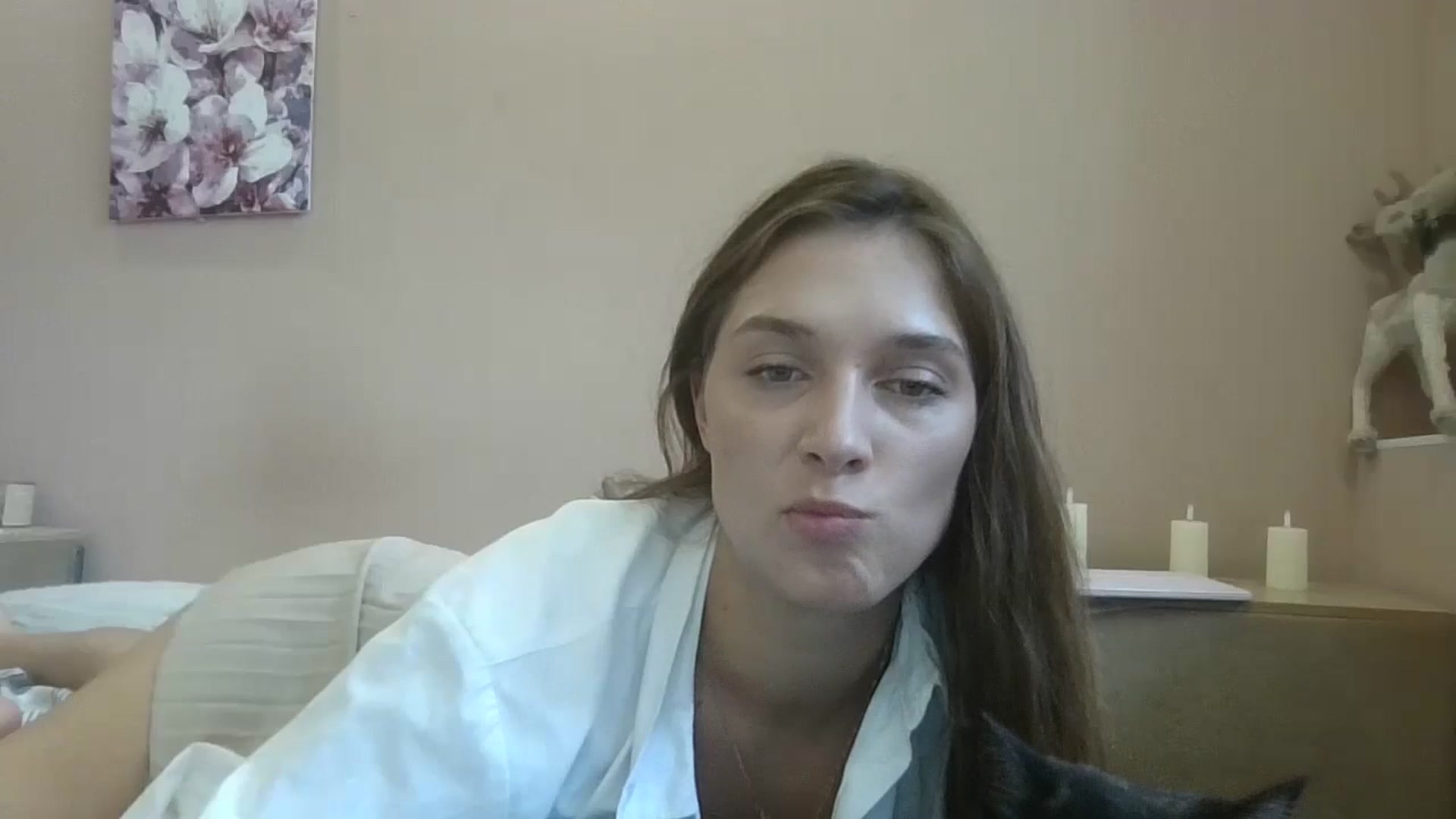 Gallery image thumbnail from HaleyReed's myfreecams stream on, 08/08/2024, 10:57 image 3 of 20
