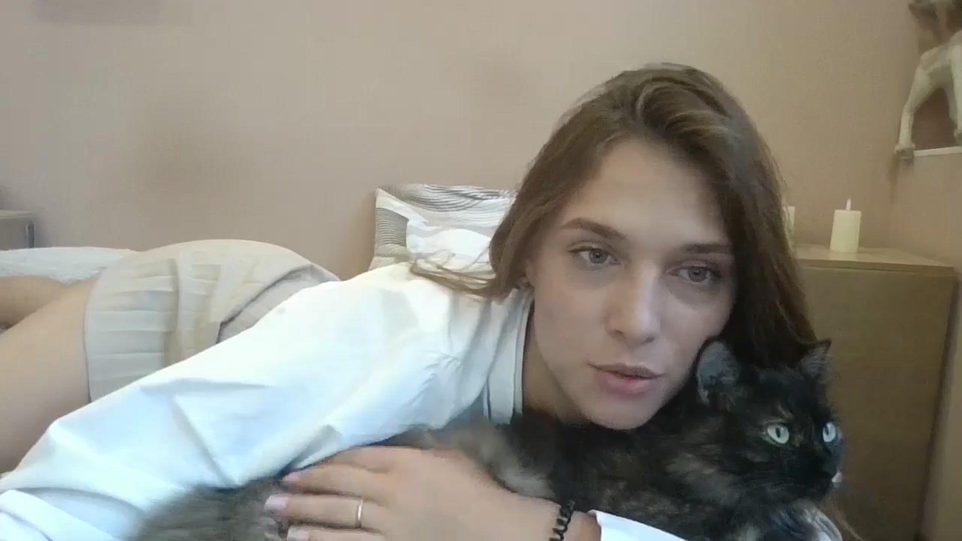 Gallery image thumbnail from HaleyReed's myfreecams stream on, 08/08/2024, 10:57 image 18 of 20