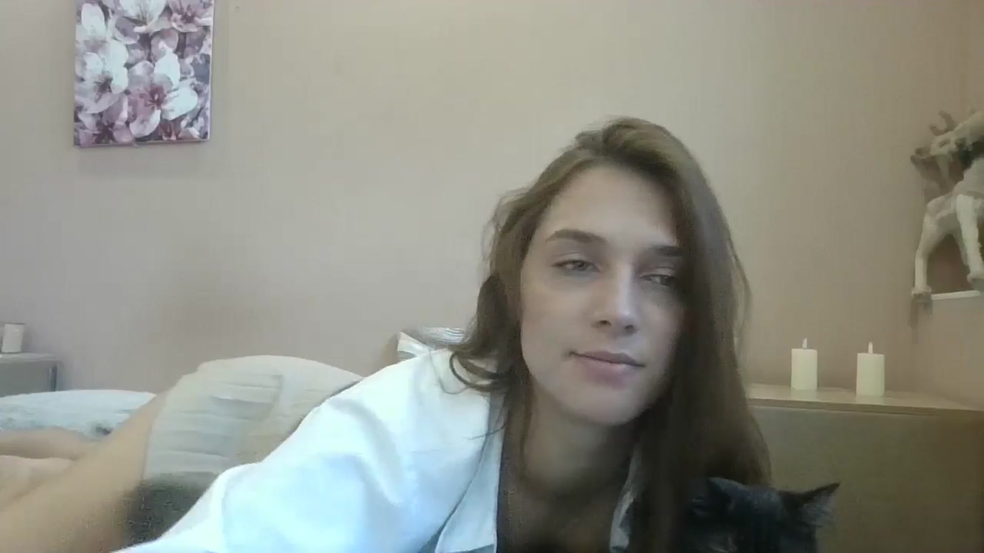 Gallery image thumbnail from HaleyReed's myfreecams stream on, 08/08/2024, 10:57 image 13 of 20
