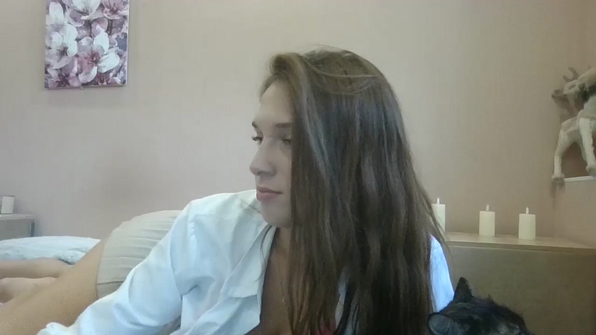 Gallery image thumbnail from HaleyReed's myfreecams stream on, 08/08/2024, 10:57 image 9 of 20