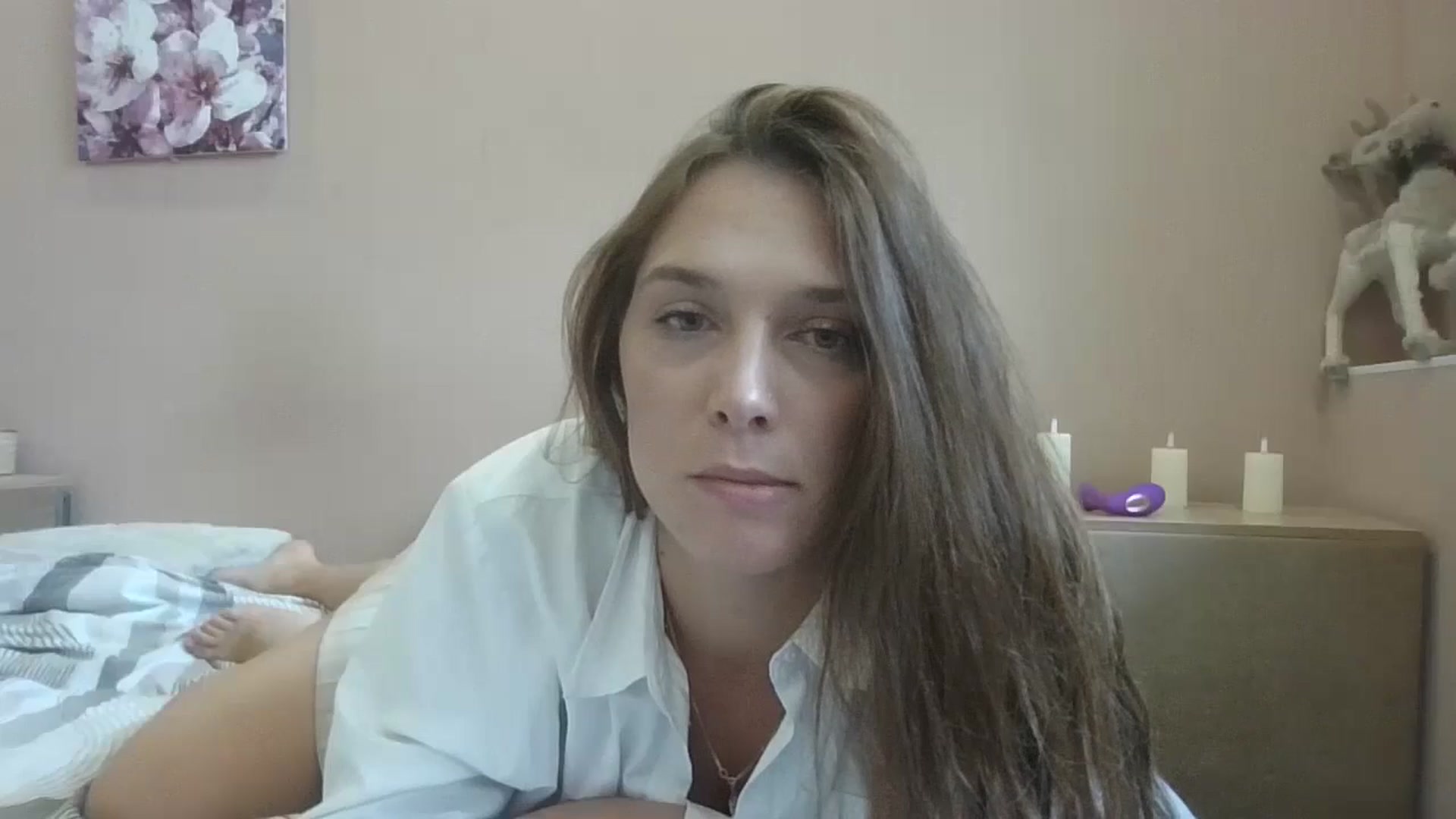 Gallery image thumbnail from HaleyReed's myfreecams stream on, 08/08/2024, 11:42 image 9 of 20