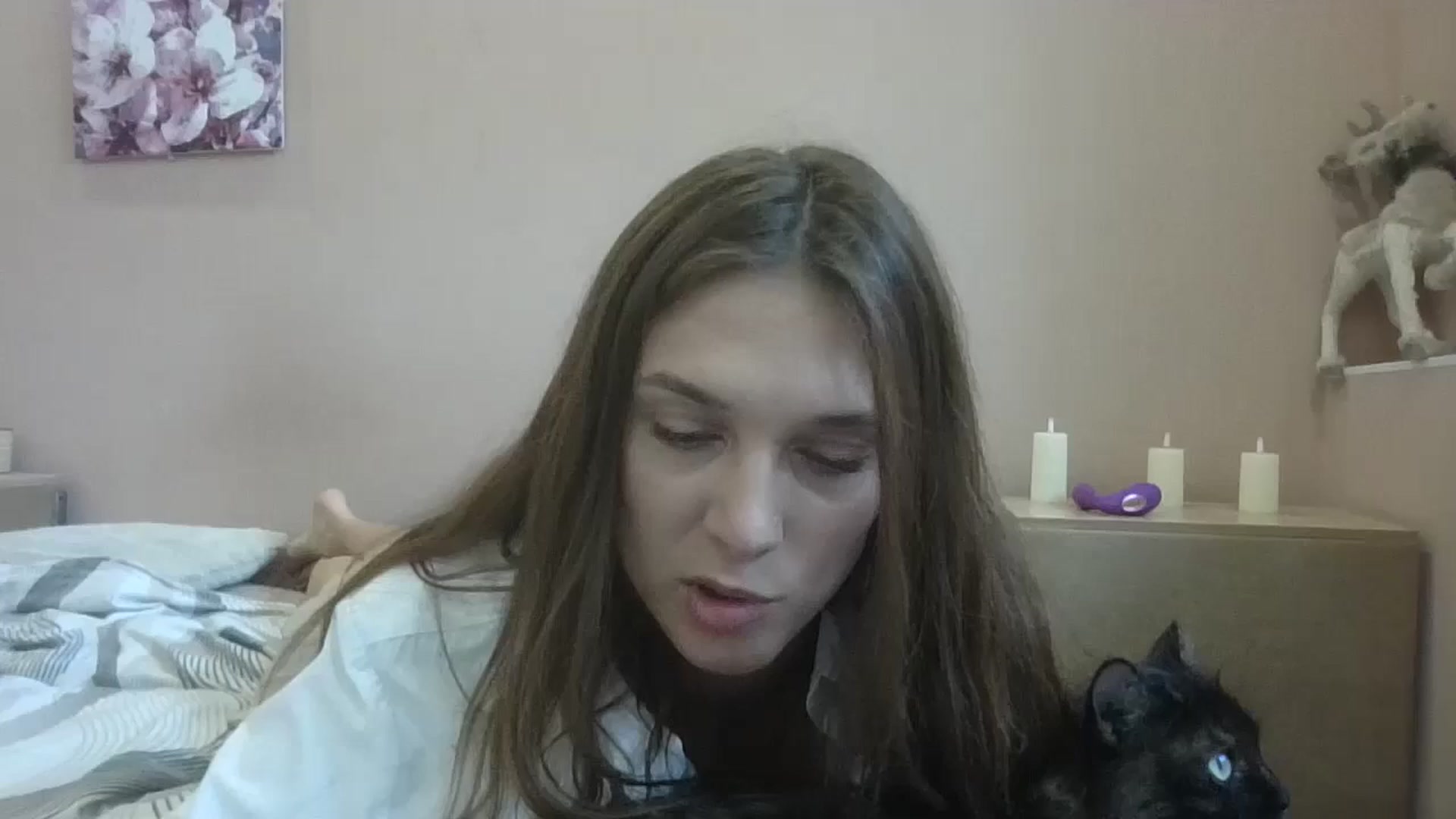 Gallery image thumbnail from HaleyReed's myfreecams stream on, 08/08/2024, 11:42 image 17 of 20