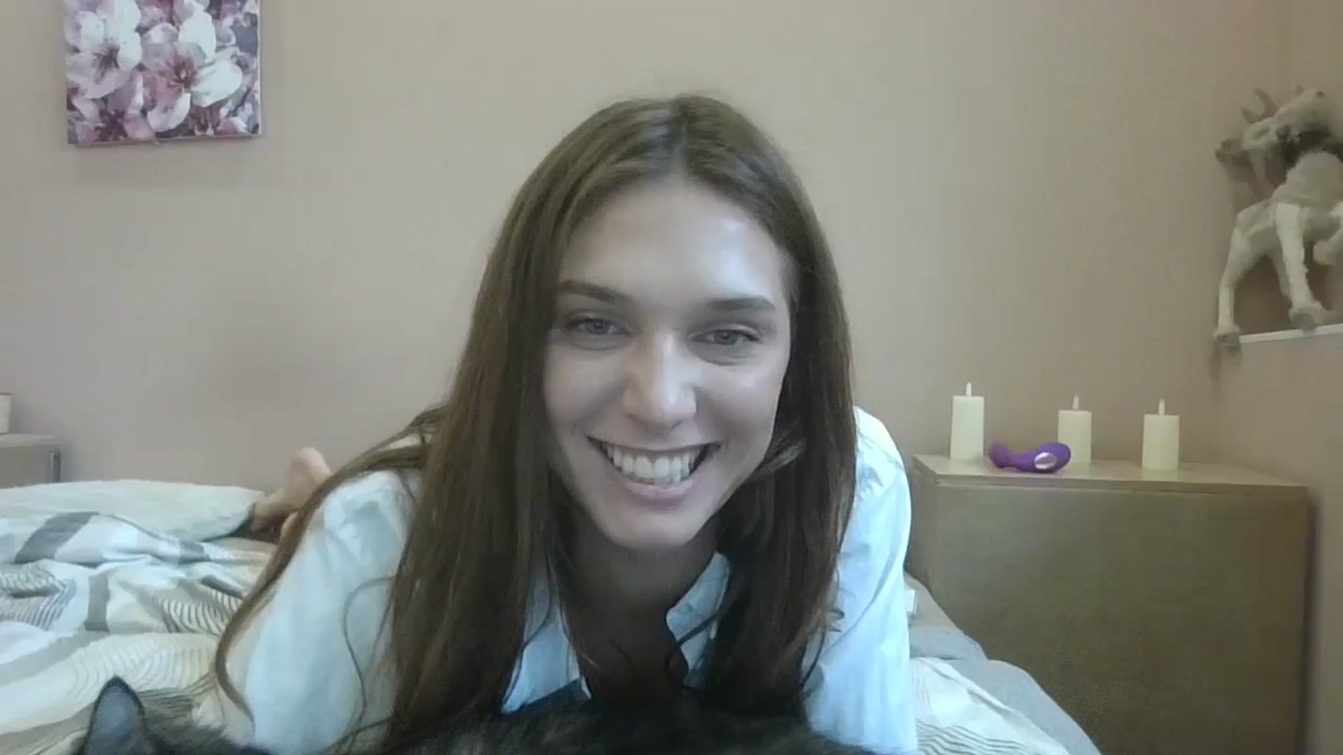 Gallery image thumbnail from HaleyReed's myfreecams stream on, 08/08/2024, 11:42 image 19 of 20