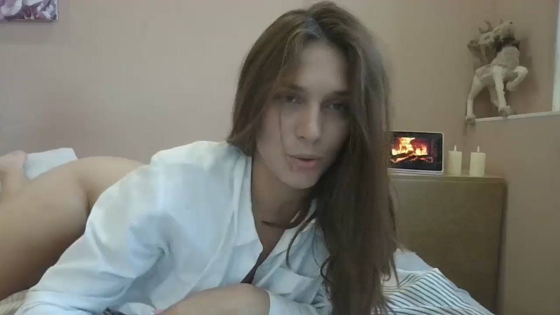 Gallery image thumbnail from HaleyReed's myfreecams stream on, 08/09/2024, 11:22 image 16 of 20