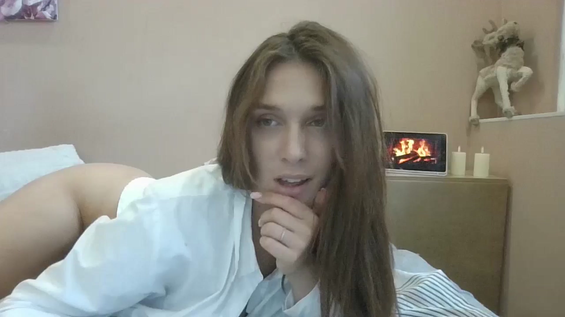 Gallery image thumbnail from HaleyReed's myfreecams stream on, 08/09/2024, 11:22 image 17 of 20
