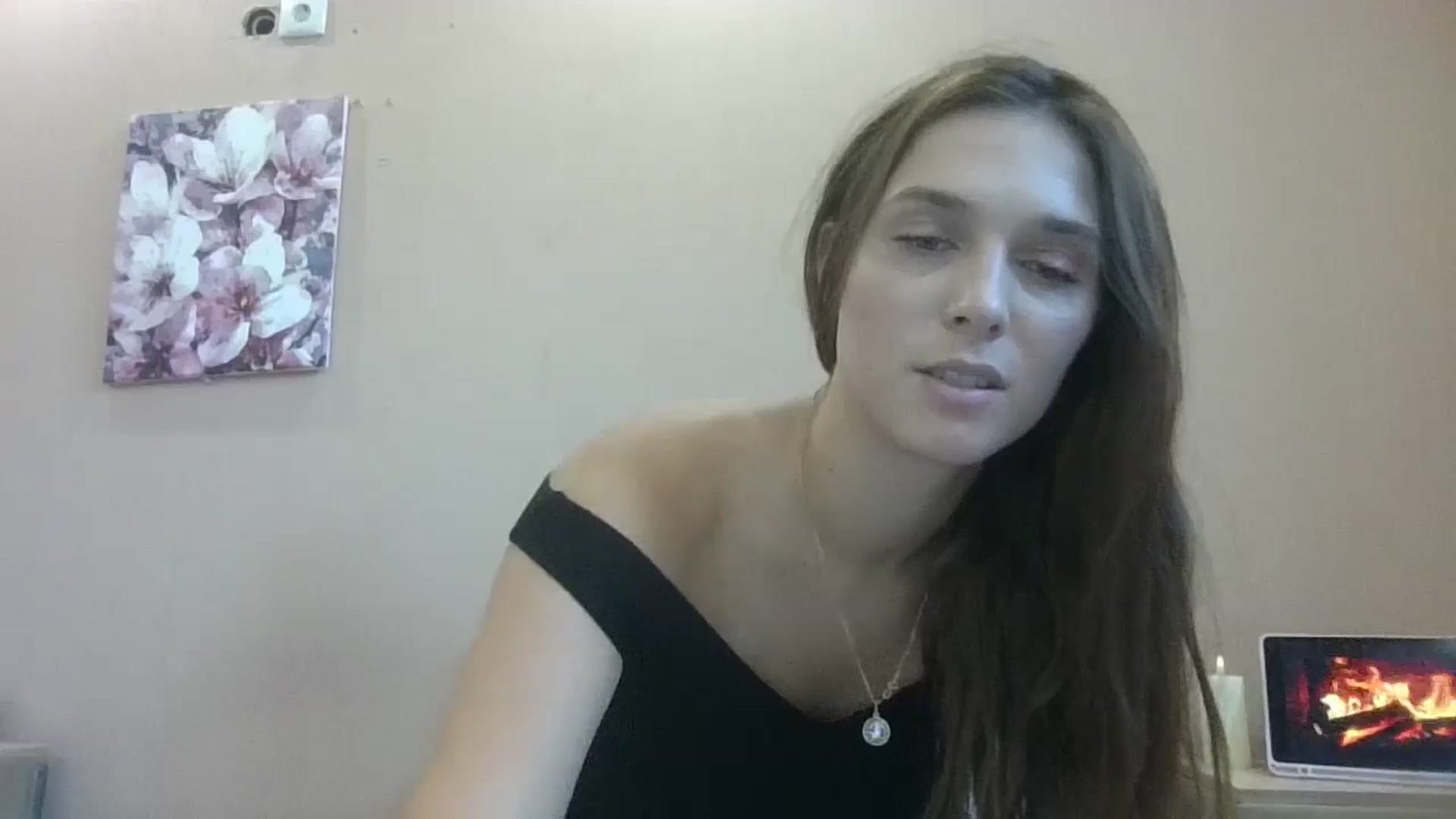 Gallery image thumbnail from HaleyReed's myfreecams stream on, 08/09/2024, 12:15 image 3 of 20