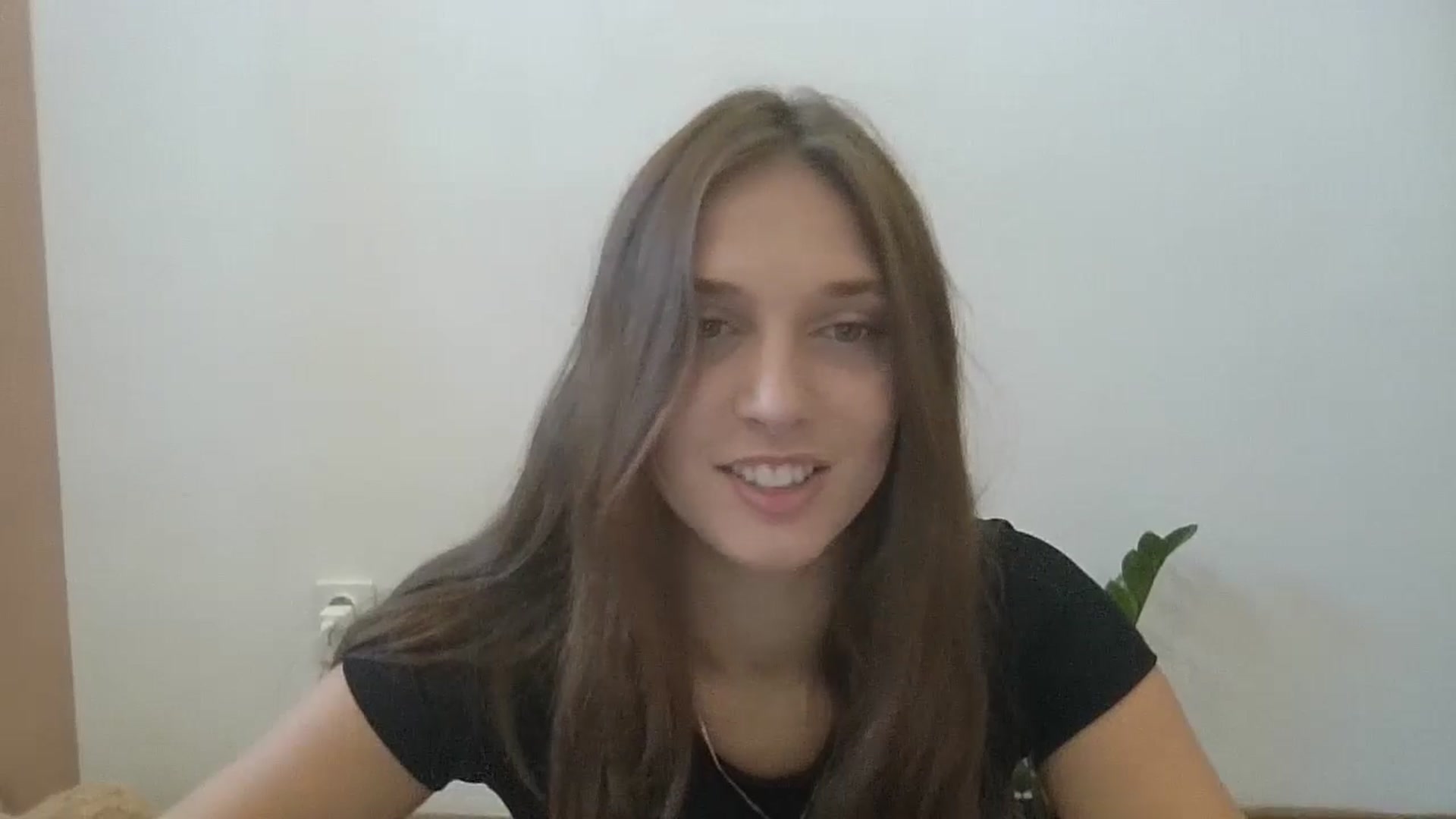 Gallery image thumbnail from HaleyReed's myfreecams stream on, 08/12/2024, 08:05 image 17 of 20
