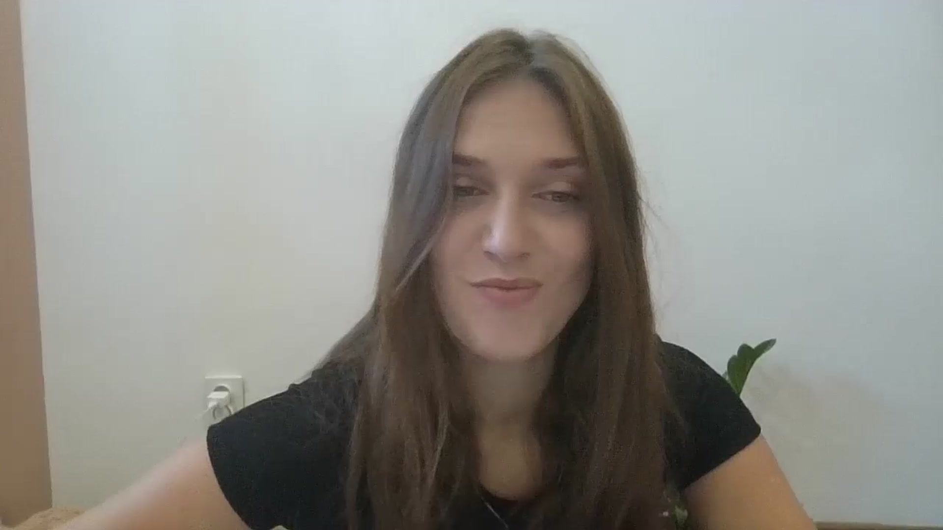 Gallery image thumbnail from HaleyReed's myfreecams stream on, 08/12/2024, 08:05 image 19 of 20