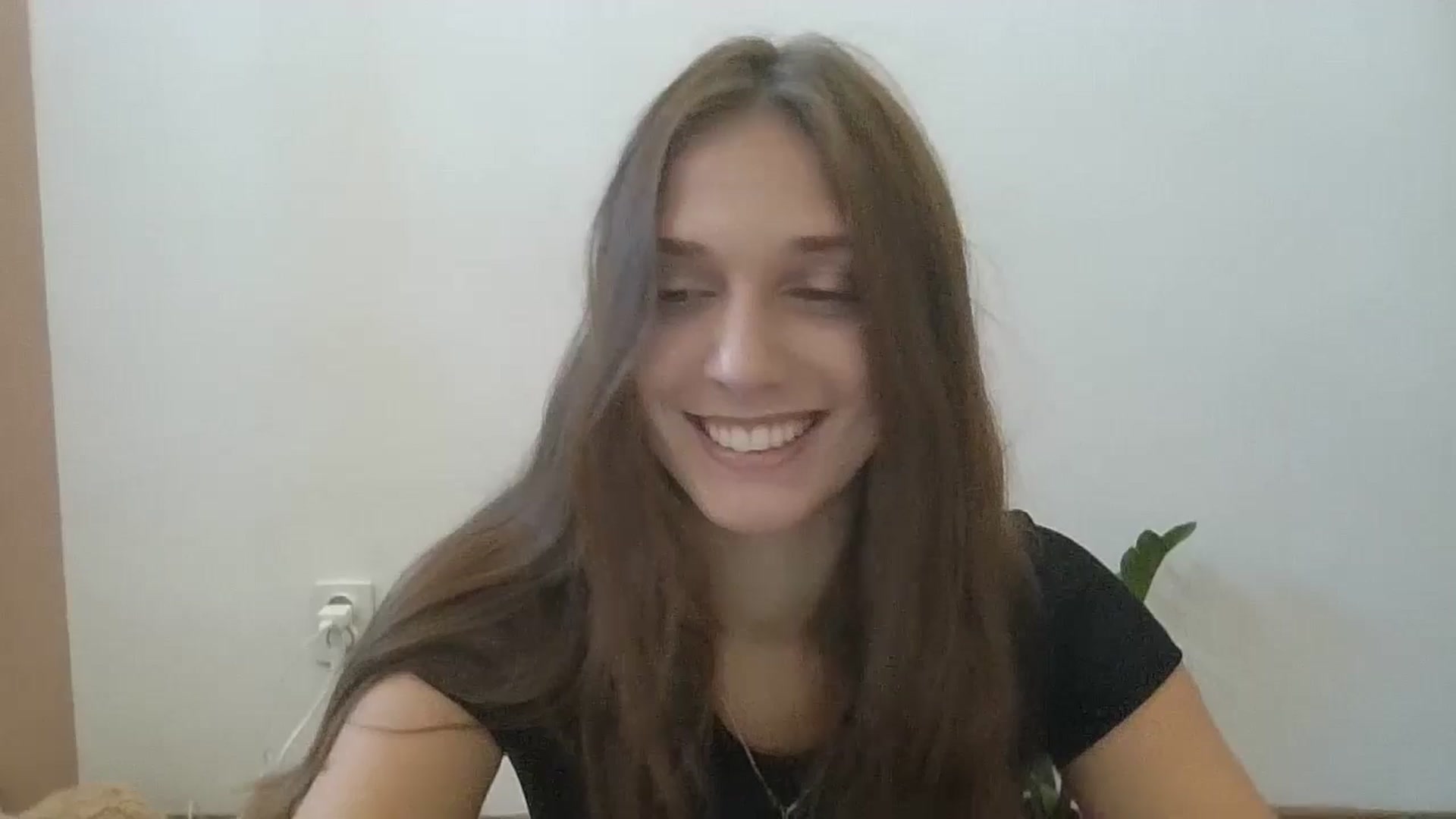 Gallery image thumbnail from HaleyReed's myfreecams stream on, 08/12/2024, 08:05 image 18 of 20
