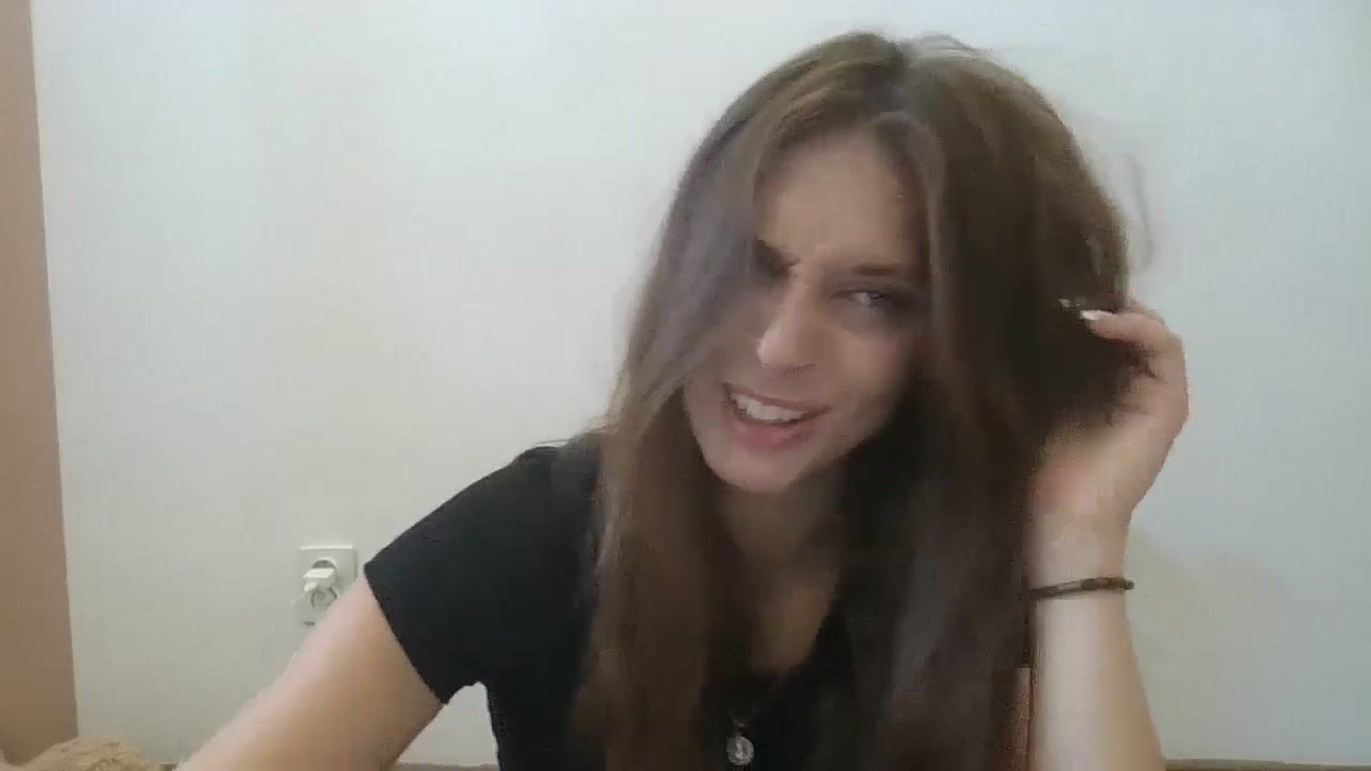 Gallery image thumbnail from HaleyReed's myfreecams stream on, 08/12/2024, 08:05 image 13 of 20