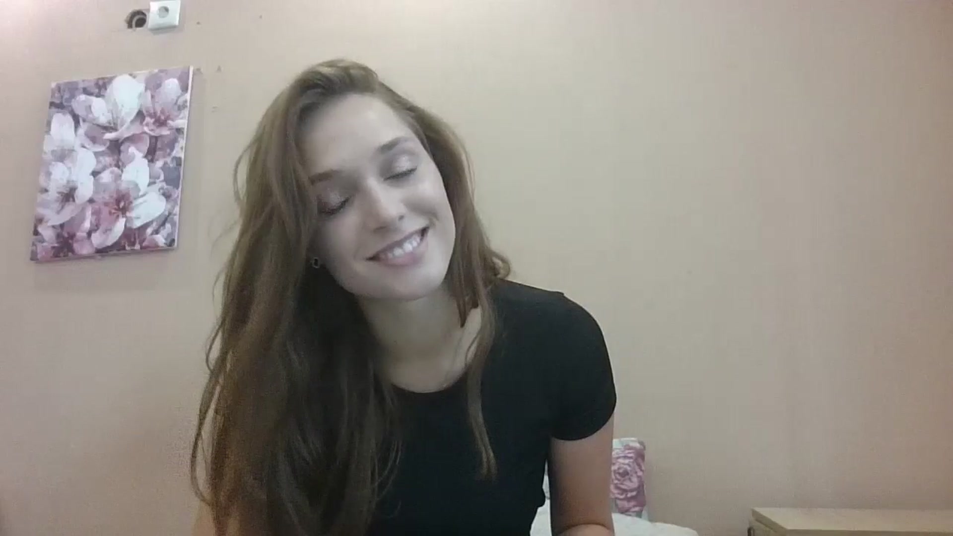 Gallery image thumbnail from HaleyReed's myfreecams stream on, 08/12/2024, 08:57 image 13 of 20