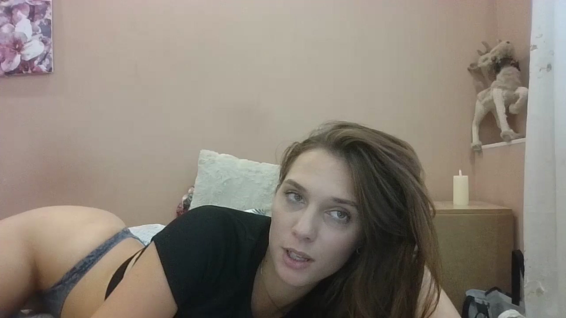 Gallery image thumbnail from HaleyReed's myfreecams stream on, 08/12/2024, 10:10 image 14 of 20
