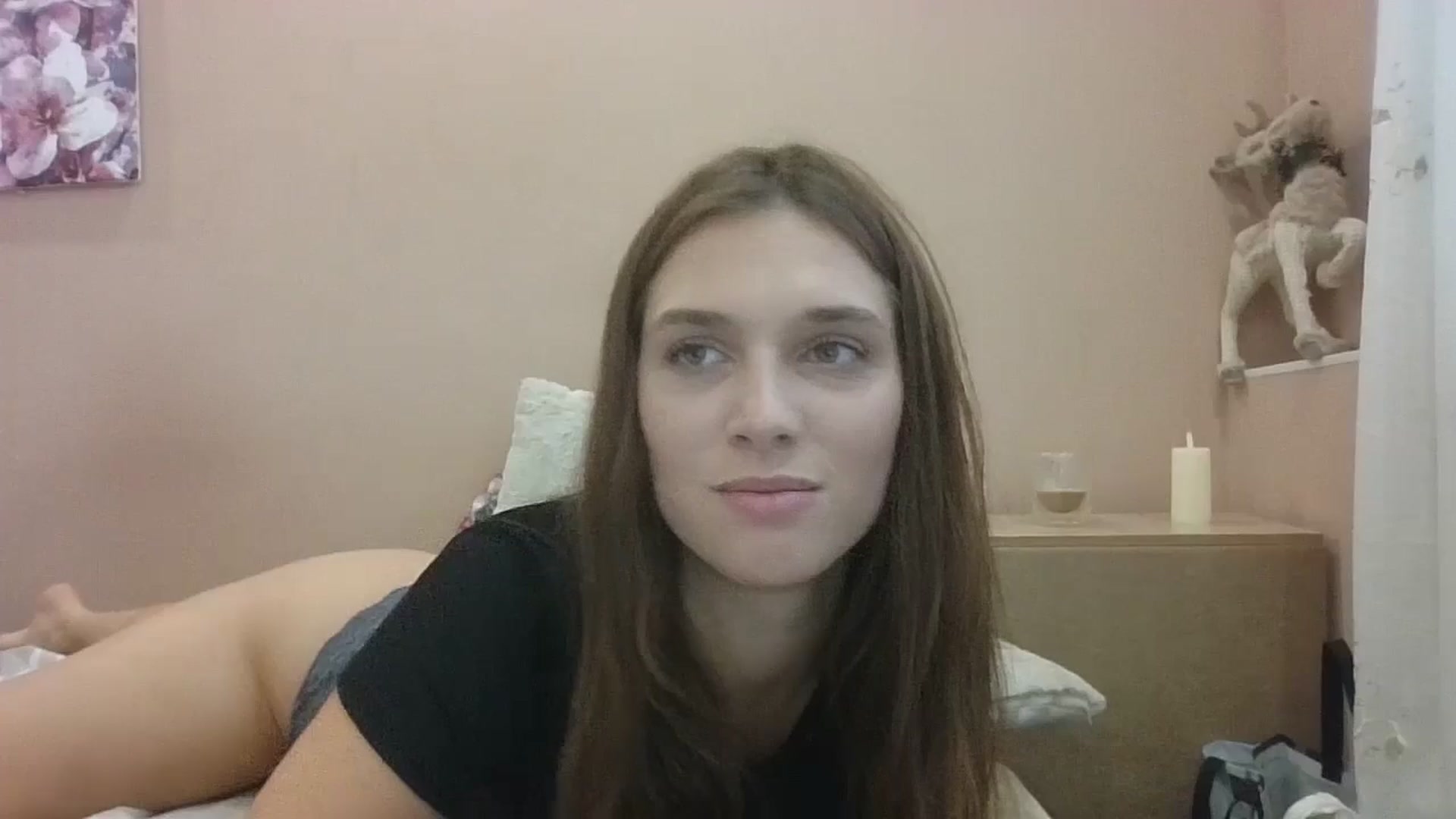 Gallery image thumbnail from HaleyReed's myfreecams stream on, 08/12/2024, 10:10 image 2 of 20