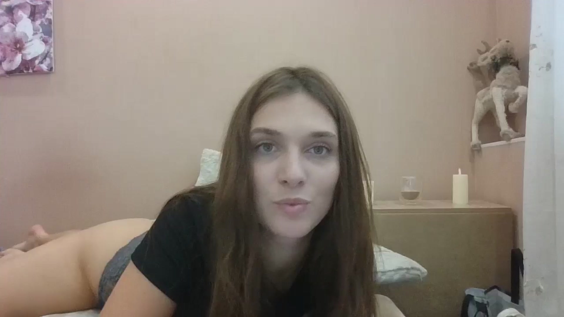 Gallery image thumbnail from HaleyReed's myfreecams stream on, 08/12/2024, 10:10 image 8 of 20