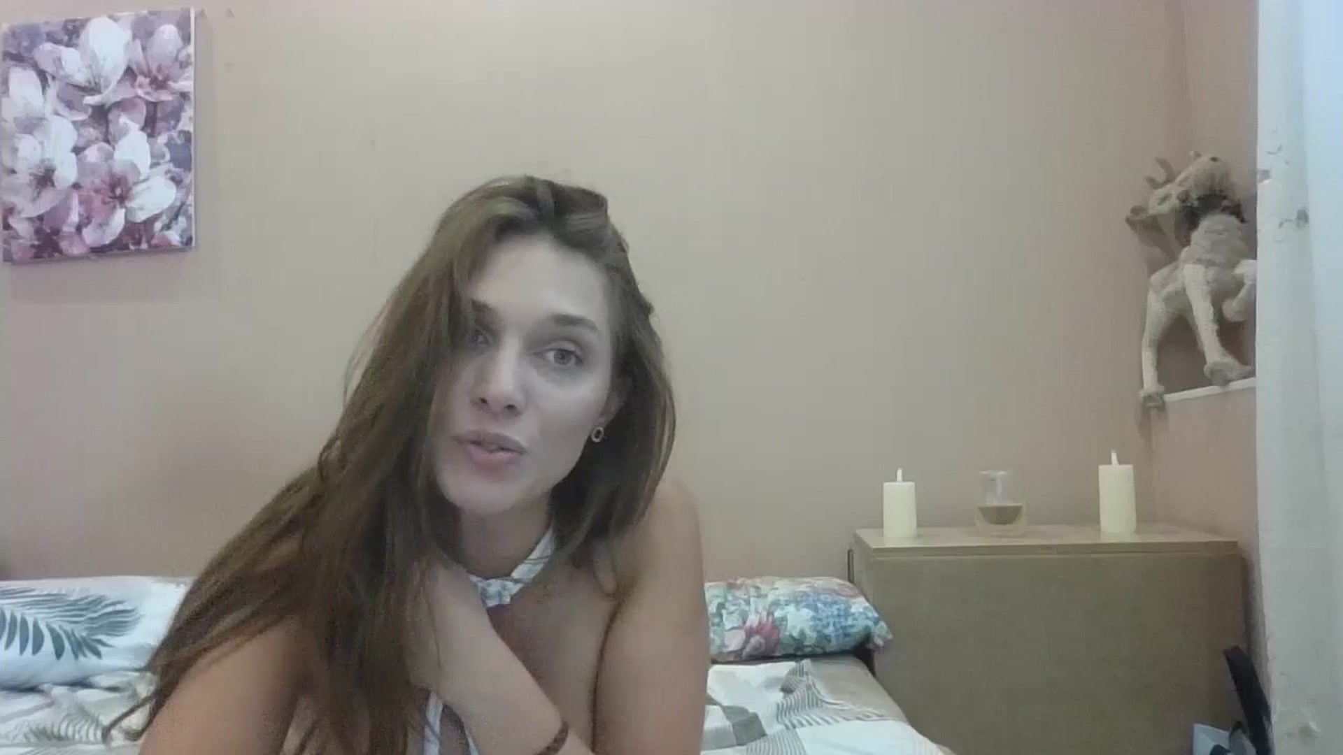 Gallery image thumbnail from HaleyReed's myfreecams stream on, 08/12/2024, 11:27 image 18 of 20