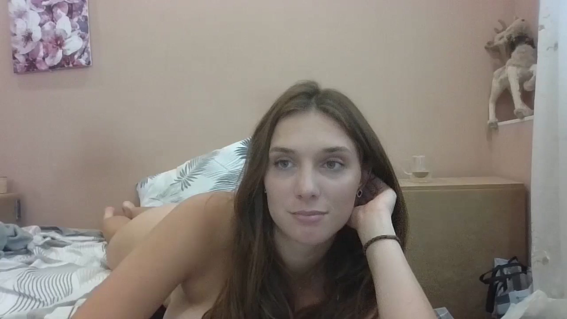 Gallery image thumbnail from HaleyReed's myfreecams stream on, 08/12/2024, 12:44 image 12 of 20