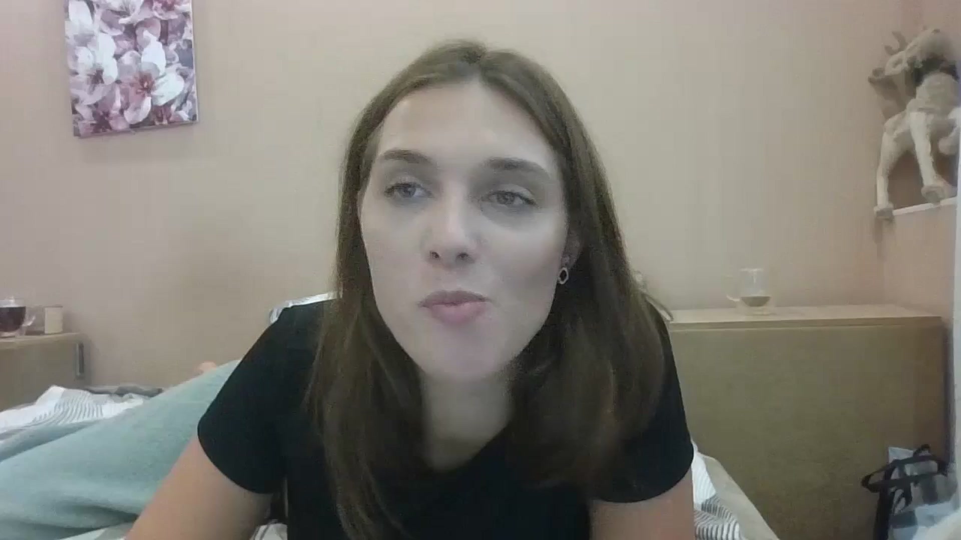 Gallery image thumbnail from HaleyReed's myfreecams stream on, 08/12/2024, 13:25 image 4 of 20