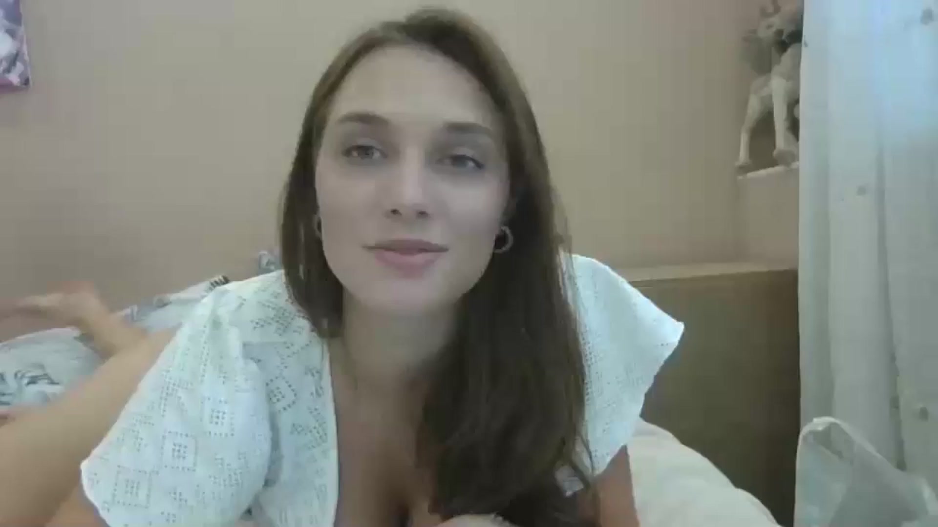 Gallery image thumbnail from HaleyReed's myfreecams stream on, 08/14/2024, 10:51 image 4 of 20