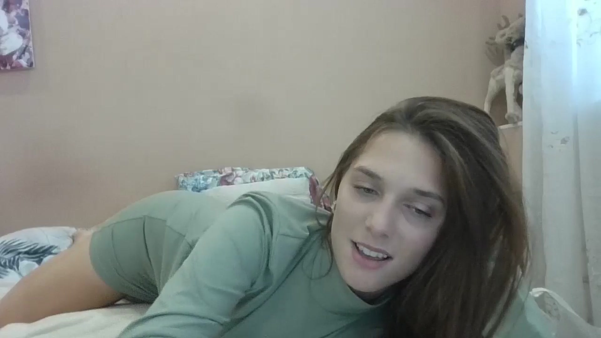 Gallery image thumbnail from HaleyReed's myfreecams stream on, 08/14/2024, 11:36 image 14 of 20