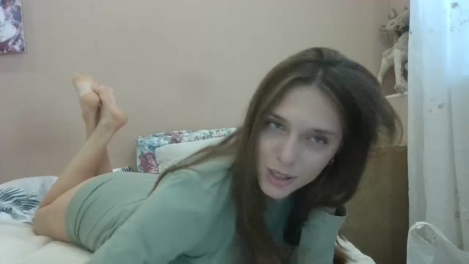 Gallery image thumbnail from HaleyReed's myfreecams stream on, 08/14/2024, 11:36 image 18 of 20