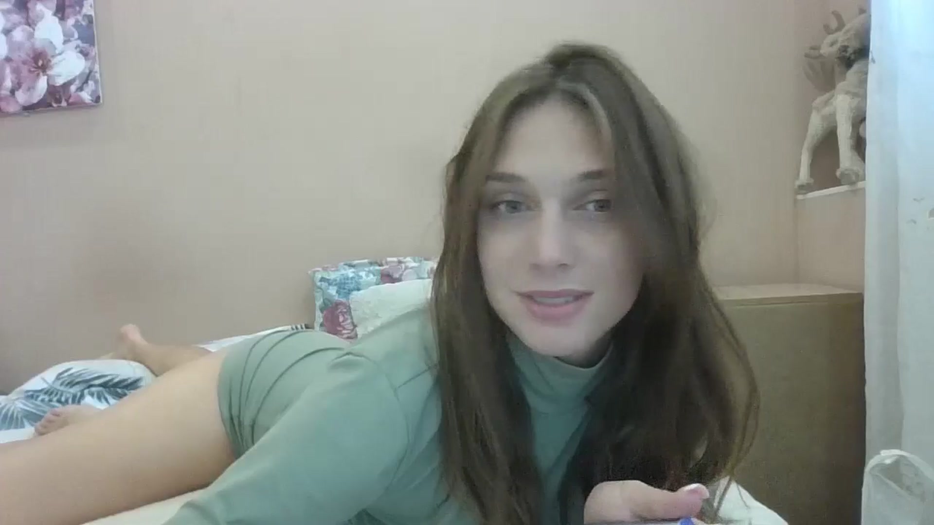 Gallery image thumbnail from HaleyReed's myfreecams stream on, 08/14/2024, 11:36 image 5 of 20