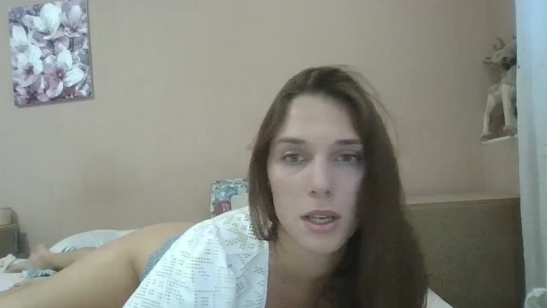 Gallery image thumbnail from HaleyReed's myfreecams stream on, 08/14/2024, 12:35 image 18 of 20