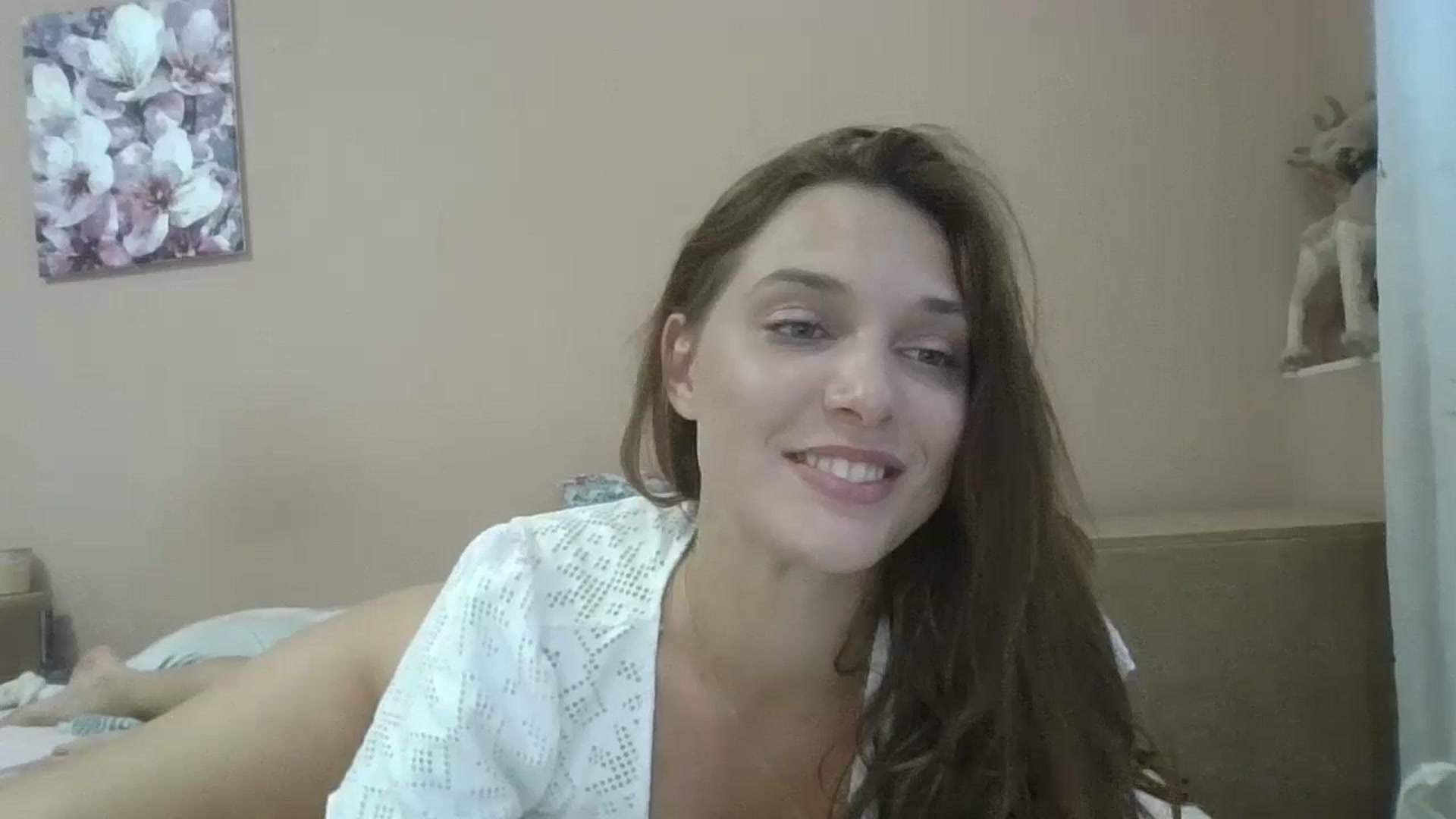 Gallery image thumbnail from HaleyReed's myfreecams stream on, 08/14/2024, 12:35 image 13 of 20
