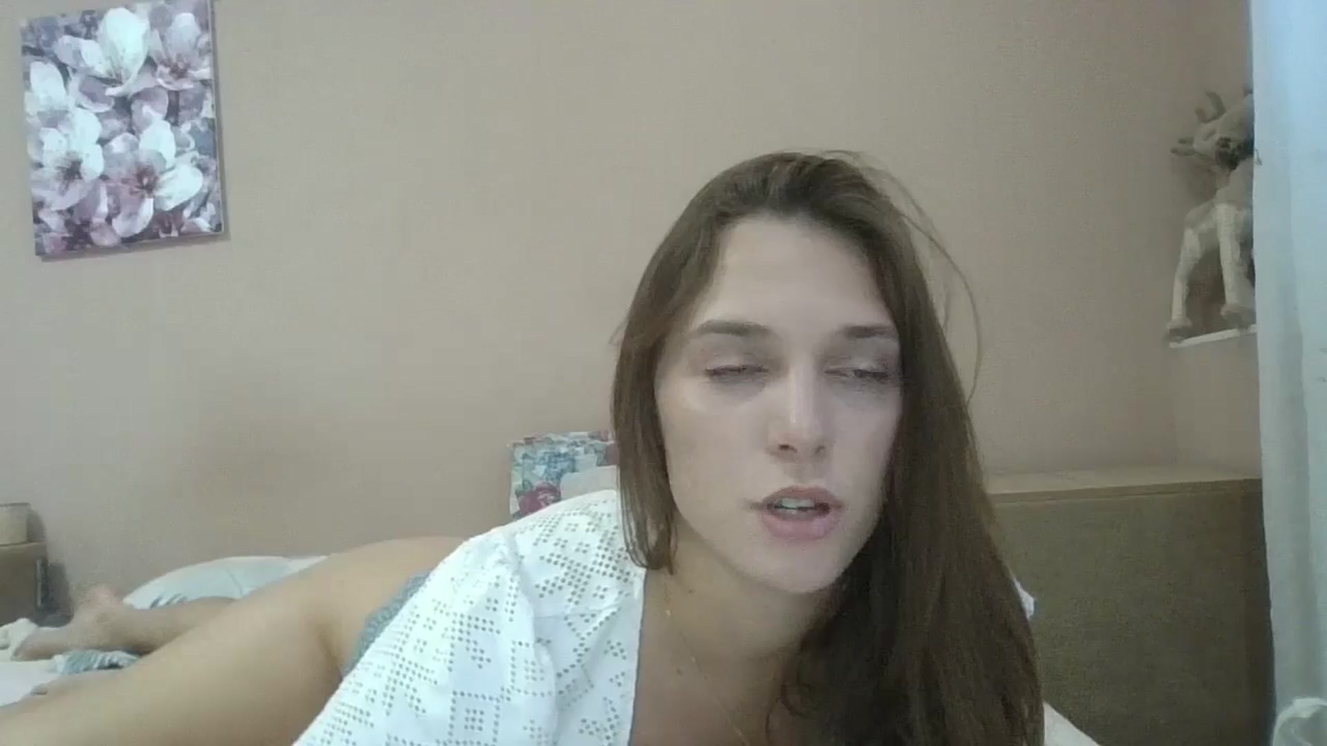 Gallery image thumbnail from HaleyReed's myfreecams stream on, 08/14/2024, 12:35 image 19 of 20