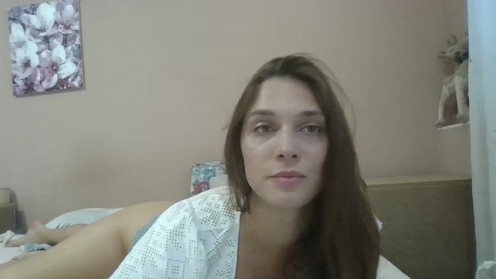 Gallery image thumbnail from HaleyReed's myfreecams stream on, 08/14/2024, 12:35 image 20 of 20