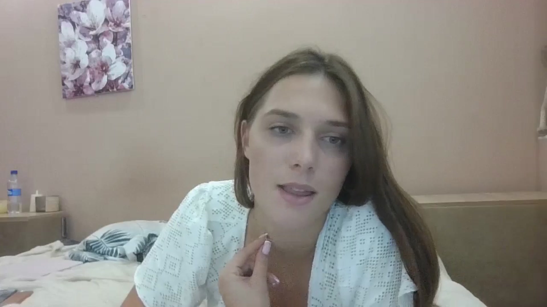 Gallery image thumbnail from HaleyReed's myfreecams stream on, 08/14/2024, 13:12 image 15 of 20