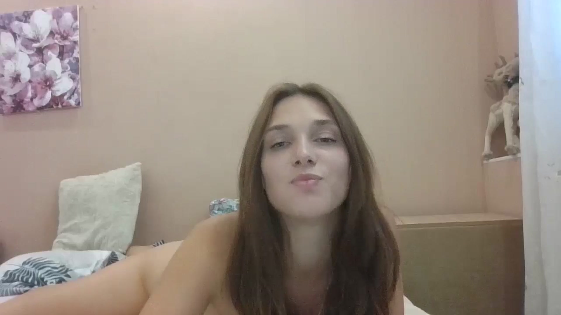 Gallery image thumbnail from HaleyReed's myfreecams stream on, 08/14/2024, 14:05 image 16 of 20