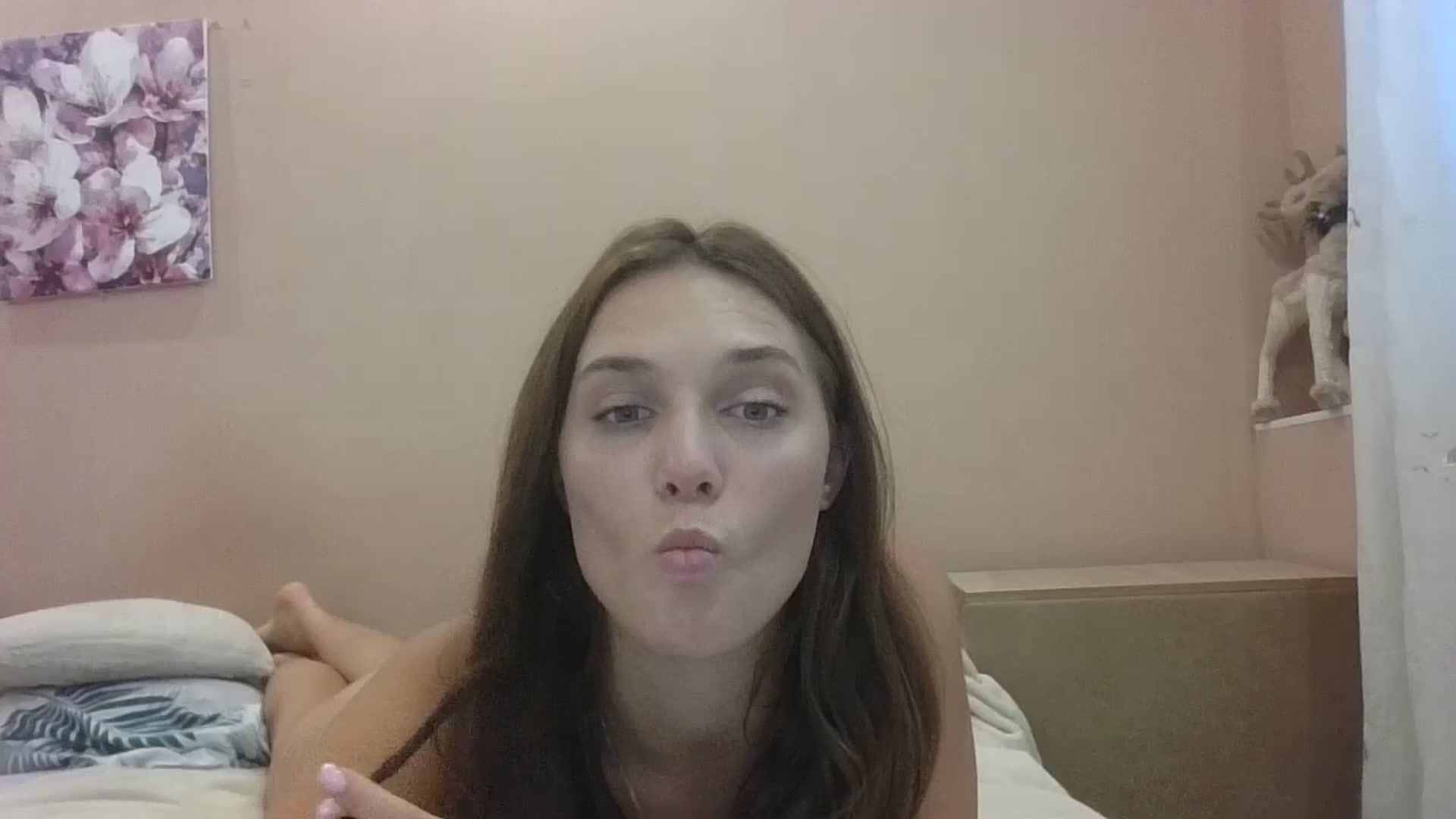 Gallery image thumbnail from HaleyReed's myfreecams stream on, 08/14/2024, 14:05 image 19 of 20