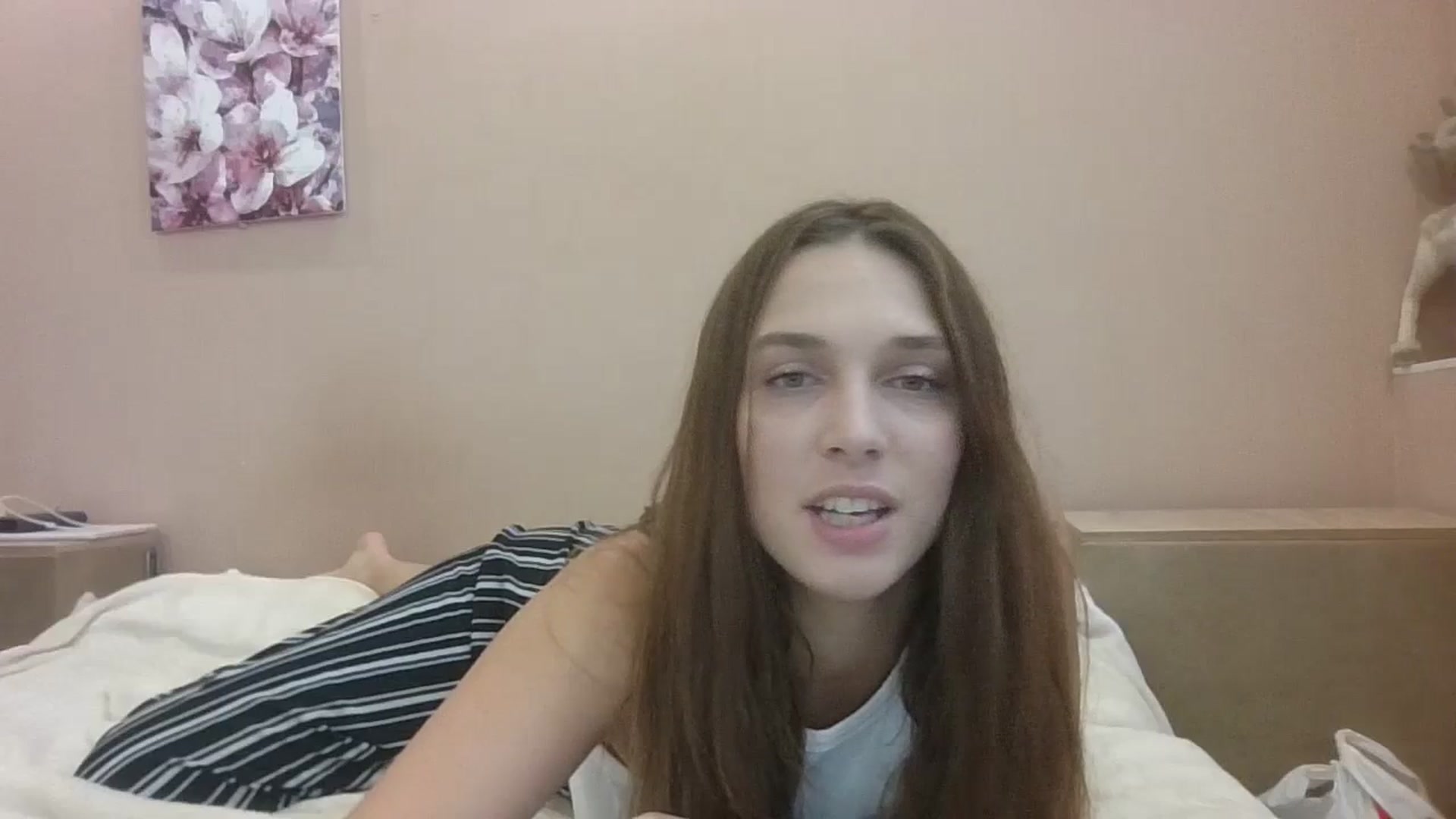 Gallery image thumbnail from HaleyReed's myfreecams stream on, 08/15/2024, 10:39 image 4 of 20