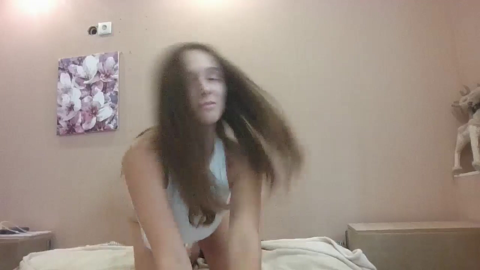 Gallery image thumbnail from HaleyReed's myfreecams stream on, 08/15/2024, 12:06 image 7 of 20