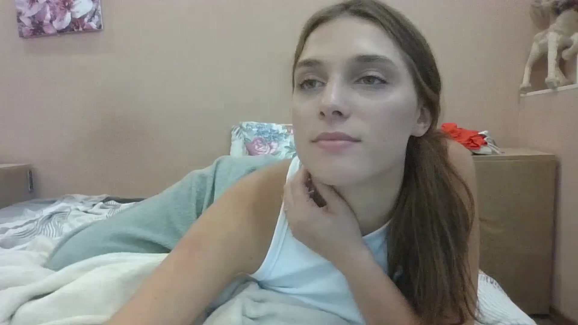 Gallery image thumbnail from HaleyReed's myfreecams stream on, 08/15/2024, 14:42 image 5 of 20