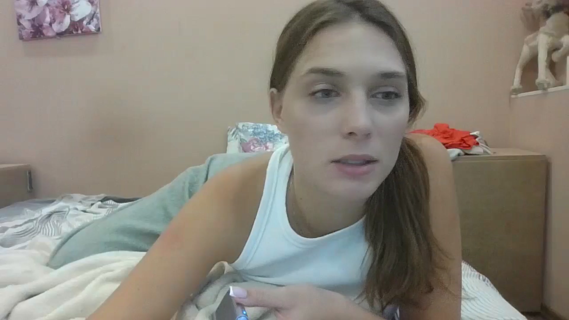Gallery image thumbnail from HaleyReed's myfreecams stream on, 08/15/2024, 14:42 image 1 of 20