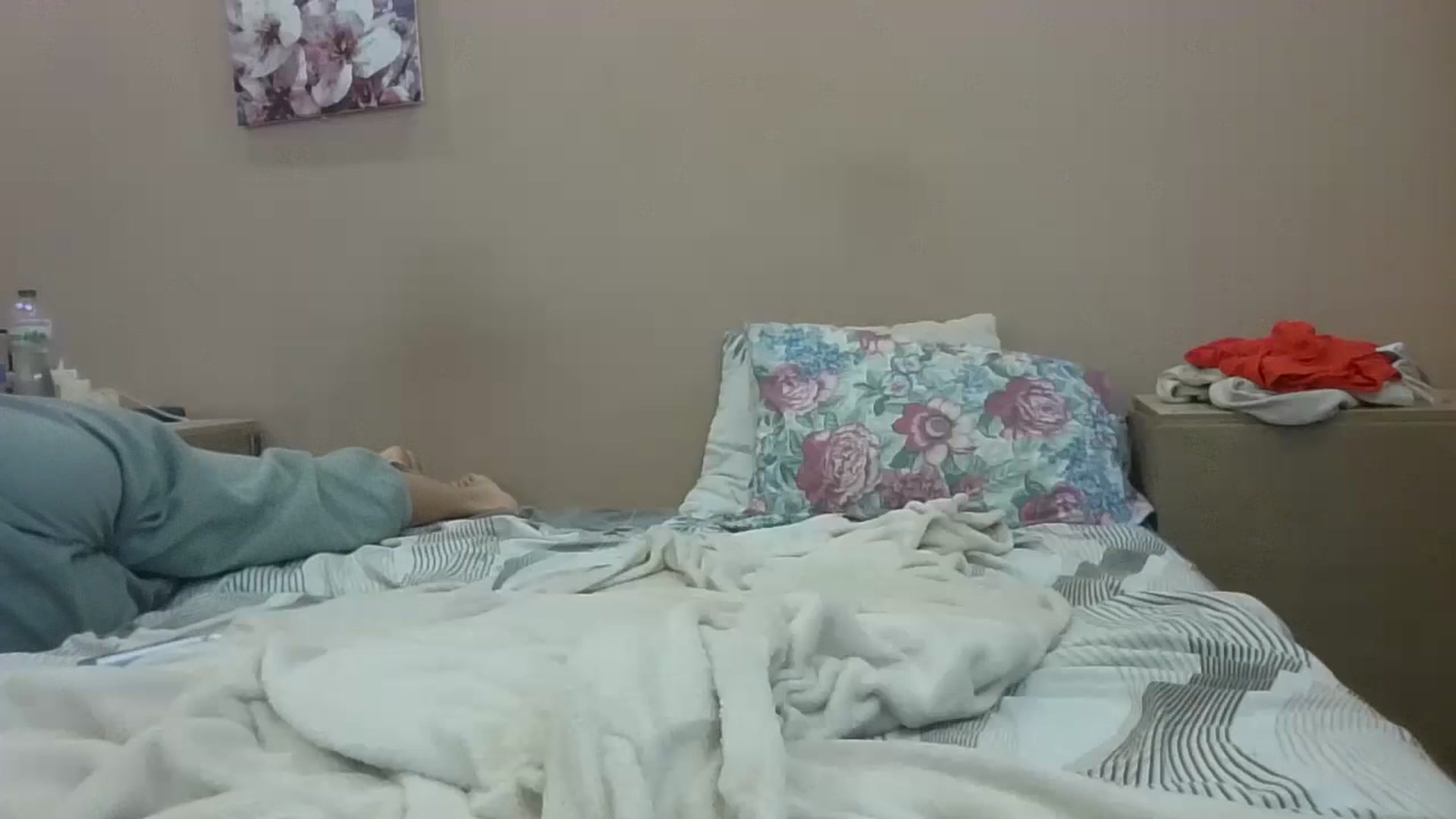 Gallery image thumbnail from HaleyReed's myfreecams stream on, 08/15/2024, 14:42 image 16 of 20