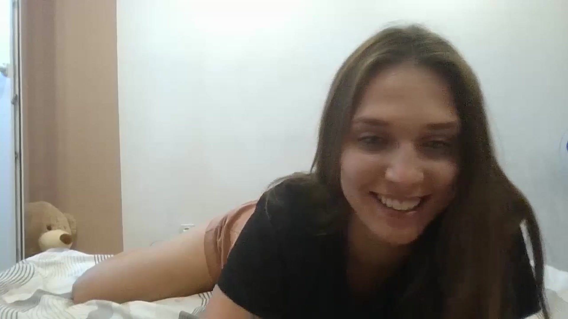 Gallery image thumbnail from HaleyReed's myfreecams stream on, 08/16/2024, 13:18 image 16 of 20