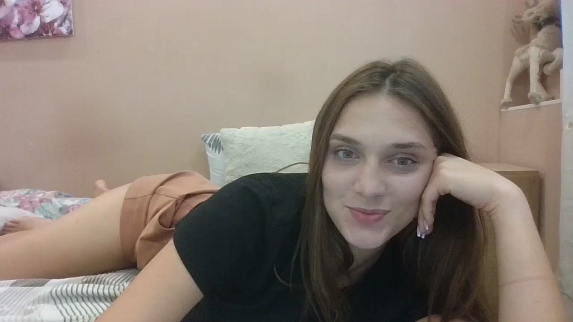 Gallery image thumbnail from HaleyReed's myfreecams stream on, 08/16/2024, 14:07 image 18 of 20